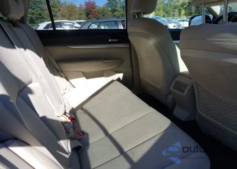 2010 Subaru Outback 2.5I Premium z USA, uszkodzony, nr VIN 4S4BRBFC6A3338123